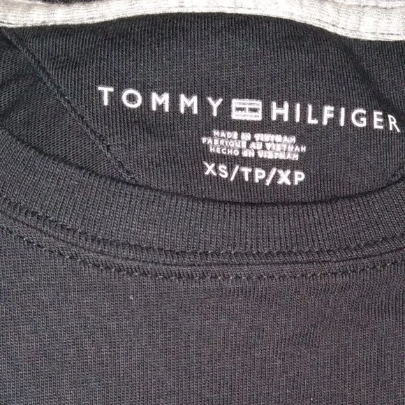 Tommy Hilfiger T-shirt Men's Extra Small Black - Picture 3 of 3